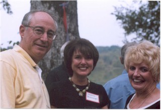 oct12004af.jpg (20030 bytes)